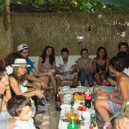 Hostel Friends