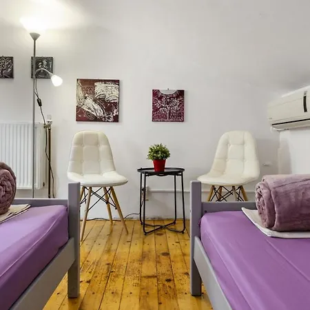 朋友旅馆 旅馆 *