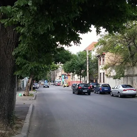 Готель Friends