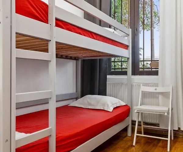 Friends 부쿠레슈티