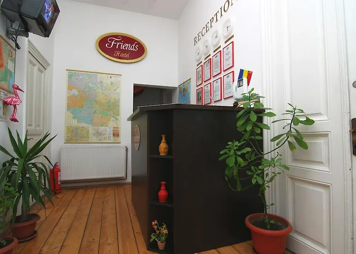 بيت شباب فريندز بوخارست