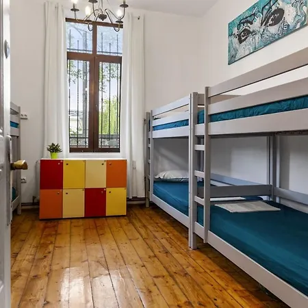 Хостел Friends Бухарест