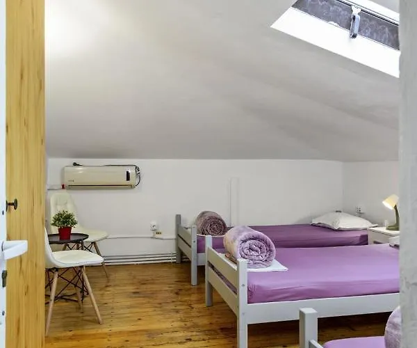 Хостел Friends *